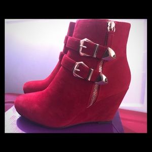Red Boots with Gold Buckles Women size 7. New.
